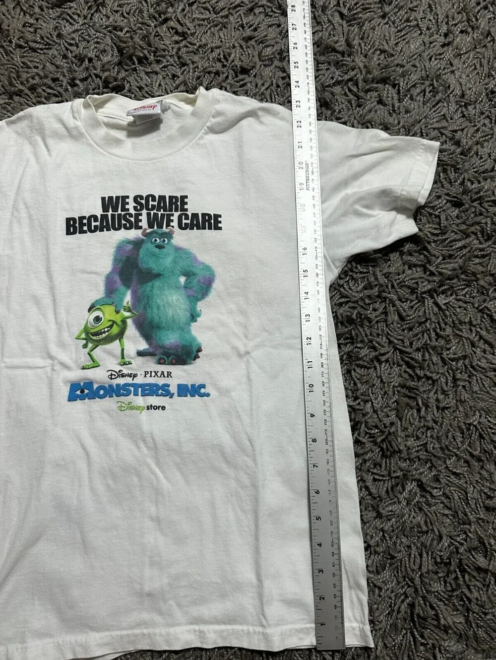 Vintage Monsters Inc. Disney Store Graphic Tee Size Youth M